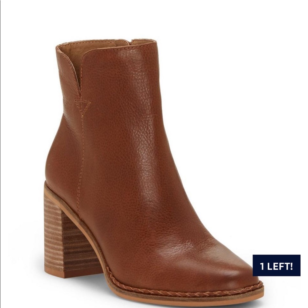 Lucky Brand Nomi boots in macaroon